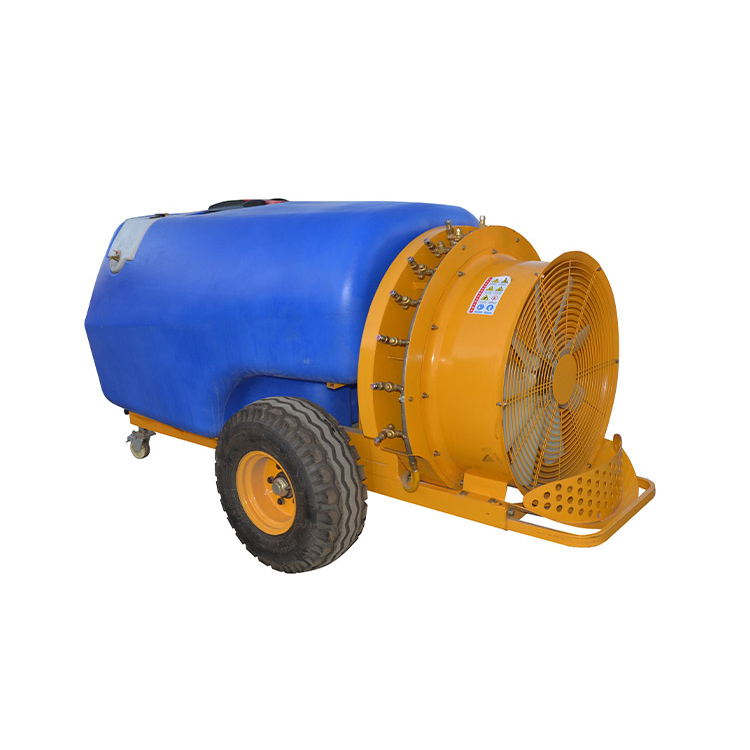 Trailed airblast sprayer